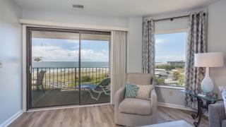 Beach Oasis, Pool Views, Steps to Beach - Hilton Head Island - 2