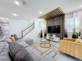 Luxury 6 Bed Villa with Pool Spa in Solara Resort villa - 6