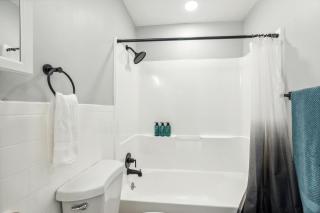 Galloway 118 I Spacious Garden Style Retreat - 6