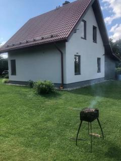 Riverside Retreat In Tome - - 1