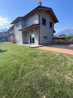 Case vacanza Colombaio con idromassaggio a 10 min dal lago di Como - 0