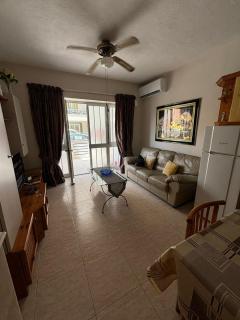 Cosy 2 Bedroom Apartment in Qawra Bugibba Area - St Paul's Bay - 8
