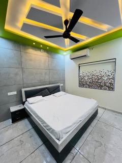 Rudraksh Homestay - Garudeshwar - 2