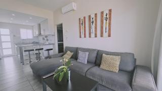 STAY Perfect View Apartment - Limassol - 9