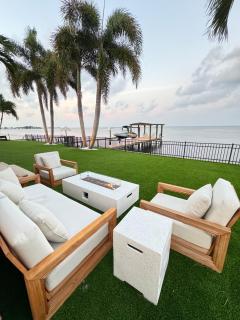 Waterfront Spacious Oasis With Dock, Hot Tub, Turf - 1