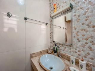 Apartamento Encantador a 100m da Praia e Muito Mais - Guarujá - 2
