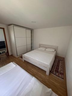 Close to SCC Luxury apartment in Sarajevo - Sarajevo - 7