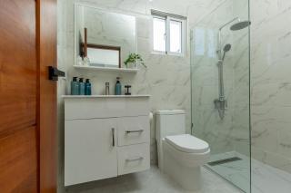 Oceanview Luxury Spacious Condo - 2