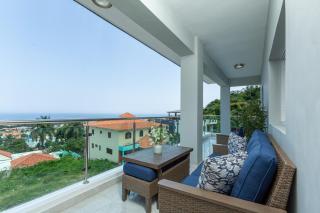Oceanview Luxury Spacious Condo - 1