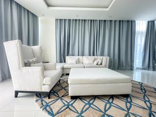 Panoramic Burj Khalifa View Luxury 2BR Penthouse - 8