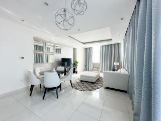 Panoramic Burj Khalifa View Luxury 2BR Penthouse - 9