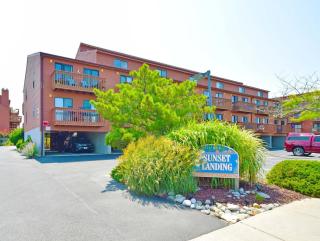 Sunset Landing 24 townhouse - 0