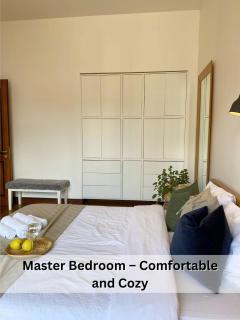 Spacious Old Town Apt, 3 Rooms, Sleeps 6-7 - 7