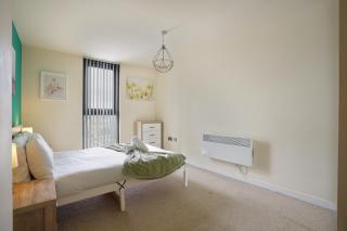 Spacious 2 Bed Apt 98 - City Centre, Great Views & FREE Netflix - Hosted by Stay Host Save - Sheffield - 1