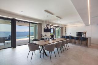 Villa Grace with Pool on the Lake - Manerba del Garda - 3