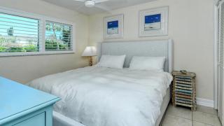 LaPlaya 102E-Tropical garden view near the pool! - Longboat Key - 5
