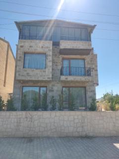 Fiesta Stone House - 2