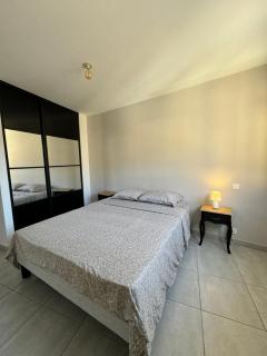 T3 Vue sur le port - 7