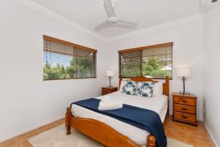 3 Bedroom Unit overlooking the water - 5