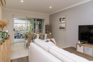 Tropical Resort Apartment - Cannonvale - 9
