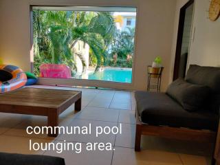 Private studio apt, centrally located - Cairns North - 7