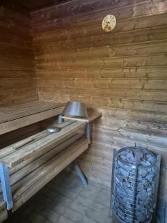 Rauhallinen asunto - 4