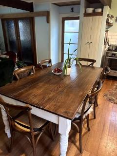 Oakura Pond Cottage - A unique kiwi holiday Bach - 9