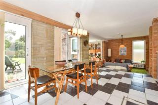 Scandi inspired holiday home Brentwood - Mountnessing - 1