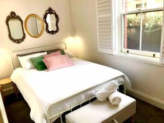 The Beach Cottage Nook - Glenelg - 6