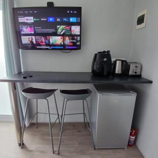 Wanderlust Private Studio Apartment - 2