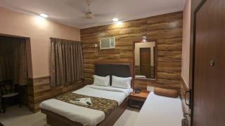 Lucky Service Apartments - Mumbai - 5