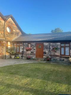 The Coachmans Cottage - Rock Ferry - 9