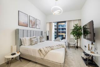 Daniels Poolside Studio in Meydan - 5