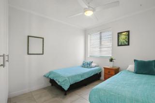 Deepwater Cove Unit 7, 68 Lower Gay Terrace, Bulcock Beach - 4