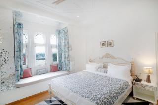 Grandrosse Boutique - Pichola Lake Facing Hotel - 7