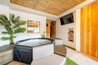 Nuit romantique avec spa privatif - 2
