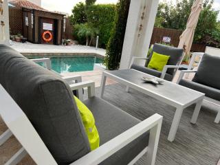 Gemütlich-modernes Ferienhaus-2 Schlafz-privater Pool-Garten-5min bis Coral Bay - 6