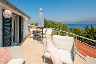 Holiday Home Dora - Splitska - 3