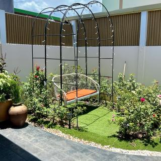 White house in Pattaya 3Bedroom - 9