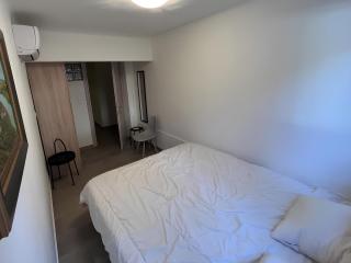 Spacious 4 Bedroom Apartment by Agios Dimitrios - 4