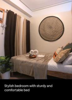 Serene Native-Inspired Condo - Manila - 6
