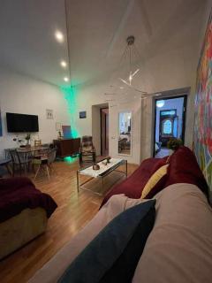 Cozy Art house in an Old Tbilisi - 4