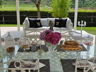 The Romantic Dependance in Luxury Villa - 8