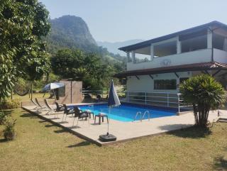 Pousada Cantinho do Sossego Paraty tem Piscina com Vista pra Montanha, Salão de Jogos, Café da Manhã, Estacionamento, Gerador de Energia, Próximo as principais Praias, Ilhas e Cachoeiras - Paraty - 8