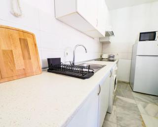 Apartamento céntrico a 130 metros del mar cálido y moderno - Fuengirola - 3