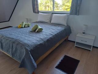 VILLA VAIROARII - Garden & private beach - 3