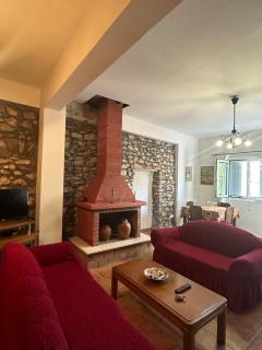 Antonia's Rustic Retreat - 7