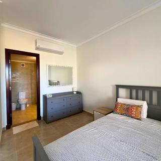 Somabay Breezy Elegance 3BR Apartment - Hurghada - 5