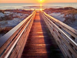 SandyToes 7 min walk to beach Bikes and Pool Access - Jekyll Island - 5