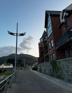 Waterfoot Coastal Getaway - Newcastle - 4
